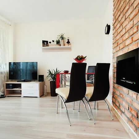 Jtb Apartament Odziezowa Apartment Szczecin Bagian luar foto
