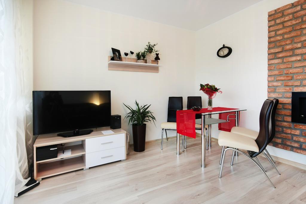 Jtb Apartament Odziezowa Apartment Szczecin Bagian luar foto